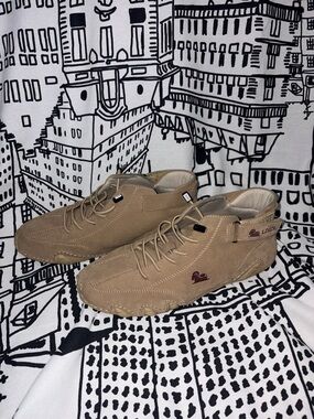 Tan Suede Casual Lace-Up Shoes